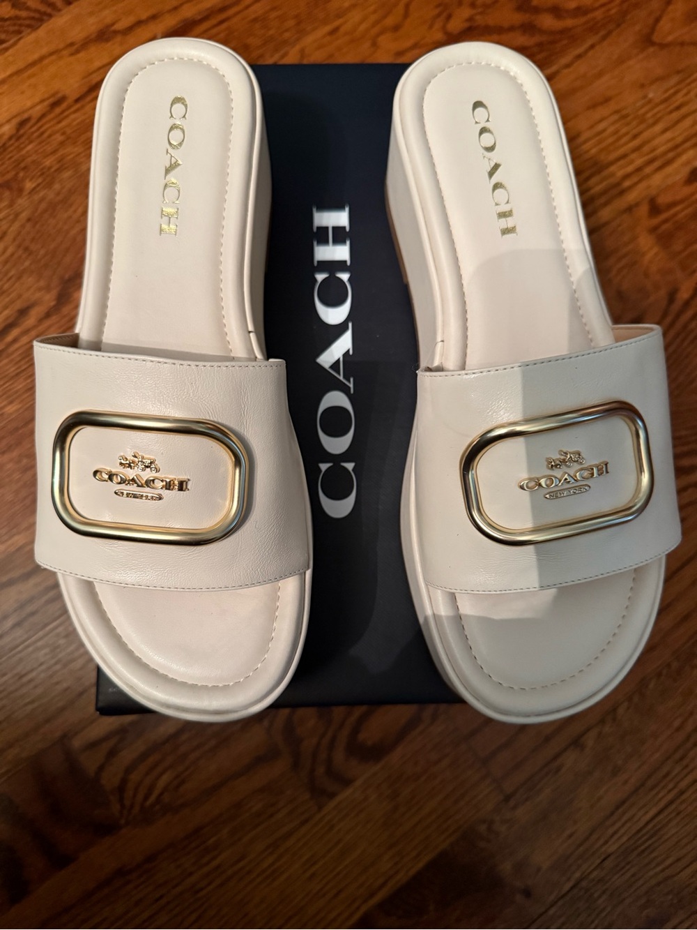 Coach Cream Leather Slide Sandals with Gold Accent NIB - Picture 8 of 9